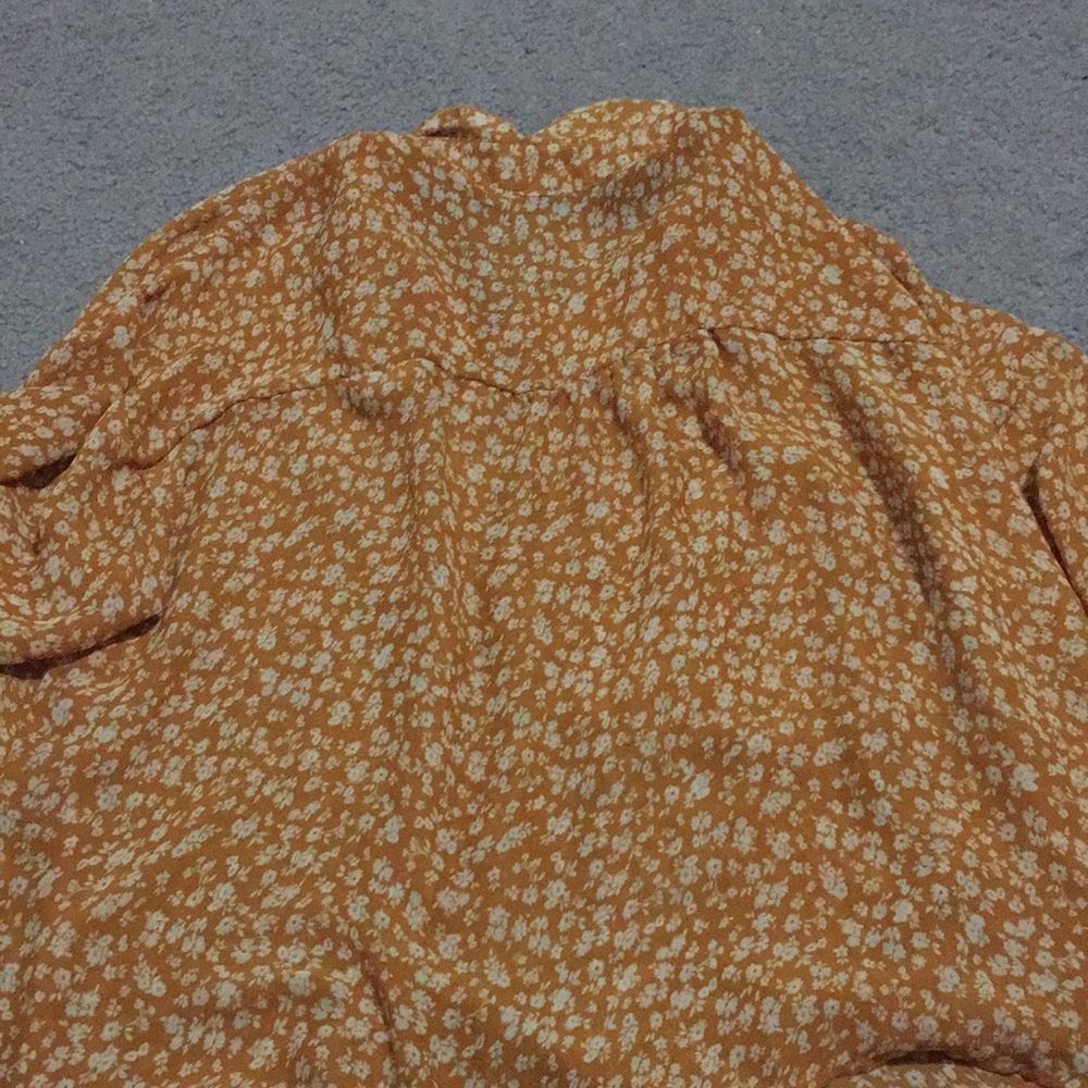 Summer Blouse - Picture 5 of 5